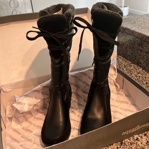 Boots. NIB Santana Aquatherm Black “Wren” Size 8. See photos & description
